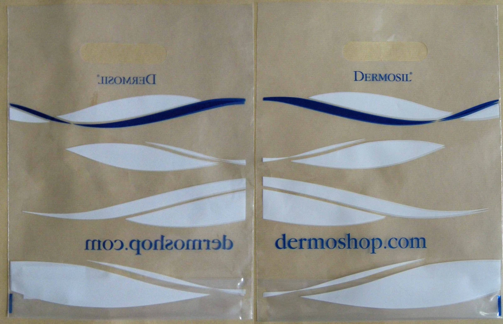 Product example: die-cut handle plastic bags